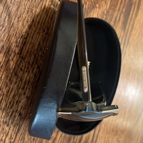 Michael Kors olive green sunglasses! - Picture 5 of 5